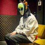 Dori Sakurada Instagram - クリスマスインスタライブありがとうございました！ そして来年、2024年もカレンダーを発売させていただくことになりました✨ 皆様からのご要望があるからこそ実現できることなので、本当に毎年応援して下さり、ありがとうございます😊 『桜田通「NATURAL」CALENDAR 2024.4-2025.3』 よろしくお願いいたします🌳 とりあえず！メリークリスマスです🎅🎄✨ (4枚目は最近よく現れるサポート宇宙人)
