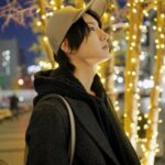 Dori Sakurada Instagram - FENDI 久々にキャップ！帽子は被るけどたまには気分を変えてキャップも良いね😊 同じ素材のバッグと合わせてます✨ どちらもベージュカラーがお気に入り💎 洋服じゃなくて、小物とかバッグだけで合わせるのも好きです😌 街はまだイルミネーションもあって綺麗だな🎄 暖かくして過ごそう〜✨ @FENDI #fendi #PR