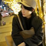 Dori Sakurada Instagram - FENDI 久々にキャップ！帽子は被るけどたまには気分を変えてキャップも良いね😊 同じ素材のバッグと合わせてます✨ どちらもベージュカラーがお気に入り💎 洋服じゃなくて、小物とかバッグだけで合わせるのも好きです😌 街はまだイルミネーションもあって綺麗だな🎄 暖かくして過ごそう〜✨ @FENDI #fendi #PR