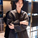 Dori Sakurada Instagram - Qeelin 中国からグローバル展開するファイン・ジュエラー『Qeelin / キーリン』が、この春から日本初フラッグシップストア“Qeelin Treasure Box”を銀座にオープンします！ オリエンタルモチーフをモダンなデザインに落とし込み、熟練の職人技術で仕上げられたジュエリーで、縁起が良いとされるものがモチーフによく使用されていて、僕はひょうたんモチーフと、パンダのBOBOと呼ばれるコレクションがどちらも可愛らしくてお気に入りでした🐼✨ ちなみにブランド名の「キーリン」は、日本でもよく知られている伝説上の霊獣「Qilin（麒麟）」に由来するそうで、麒麟は中国神話に登場し、幸運と愛の象徴とされているそうです✨ そして記念としてQeelinの世界観あふれたキュートなアフタヌーンティーも体験しました🫖 アジアでも特に注目されているジュエリーブランドがついに銀座にオープンします✨ ご興味がある方は是非、銀座のストアに遊びに行ってみて下さい！ @qeelinjewellery #QeelinJewellery #Qeelin #キーリン #PR