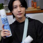 Dori Sakurada Instagram - amos アモスのヘアスタイリングスプレーのインスタライブを行いました！ めちゃくちゃおすすめなので一度試してみて欲しいです🙇‍♂️ そしてアモスプロフェッショナル公式オンラインショップにて 数量限定で“桜田通スペシャルセット”販売中 さらにクーポンコード【DORI313】を入力すると送料無料 ※ご好評いただき、数量限定のスペシャルセットが完売したそうです…スプレー単体の購入はできるそうなので、ぜひサイトをチェックしてみてください！ 〈セット内容〉 URL：https://amosprofessional.shop/smartphone/detail.html?id=000000000082 ①amos PROFESSIONAL　スタイルエクスプレッション デザイニングスプレー　現品1個 ②AYUNCHE エンリッチボンディングミニキット(シャンプー/マスク)　1個 ③ AYUNCHE オリジナルサンプルキット(全5種のサンプルキッド)　1個 ④ AYUNCHE オリジナルミニバッグ ノベルティー　1個 @amosprofessional_jp #PR #スタイルエクスプレッションデザイニングスプレー #アモスプロフェッショナル #新生活へアレンジ 服 @th.products