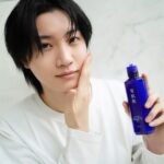 Dori Sakurada Instagram - 雪肌精 年齢や性別を超え、すべての人に透明感を。 美白への追求、情熱と共に1985年に登場した雪肌精の化粧水❄️✨ この度ブランド誕生40年目に向け、はじめて薬用雪肌精がリニューアルしました！ その名も『薬用雪肌精 ブライトニング エッセンス ローション[医薬部外品]』 日本初 *美白 × 肌あれ防止のW効能の承認を取得した「甘草由来有効成分」が配合されていて、この成分はコーセーの独自有効成分であり、この化粧水にしか配合されていない特別な製品となっています！ そしてシミ、くすみ**、肌あれケアもしてくれ、みずみずしい透明素肌へと導く薬用美白化粧水となっています✨ 僕もこのリニューアルされた雪肌精の化粧水を試してみたところ、さらっとした白濁したバルクなのにあと肌はしっとりするし、昔からある雪肌精の香りも、とても安心感がありました😌 これからの美白や透明感、肌を整えてくれる期待を込めて継続して使用してみようと思います！ さらにリニューアルは成分だけではなく、パッケージも環境により配慮したものにアップデートされています🌱 新しくなった雪肌精の化粧水、ぜひ皆さんも試してみて下さい❄️✨ @sekkisei.official 販売名：雪肌精 化粧水 #PR #雪肌精 #スキンケア #化粧水 #美白化粧水 #薬用雪肌精 *有効成分グリチルレチン酸ステアリルSWにて、「美白」「肌あれ・あれ性」の効能を日本で初めて承認取得 **乾燥による