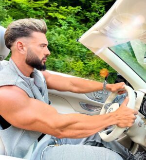 Dorian Popa Instagram - always ON THE ROAD 🛣