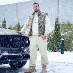 Dorian Popa Instagram - hai afara la ZAPADAAA 😂🥶 ( continuati voi.. ) Bucharest, Romania