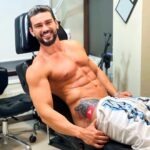 Dorian Popa Instagram - ⭕️ 𝟒 𝐀 𝐍 𝐈 𝐝𝐞 𝐘 𝐎 𝐔 𝐓 𝐔 𝐁 𝐄 ⭕️ 𝟐 𝐌𝐈𝐋𝐈𝐎𝐀𝐍𝐄 𝐝𝐞 𝐒𝐔𝐁𝐒𝐂𝐑𝐈𝐁𝐄𝐑𝐒 ❗️ 𝐕𝐀 𝐌𝐔𝐋𝐓𝐔𝐌𝐄𝐒𝐂 𝐬𝐢 𝐕𝐀 𝐈𝐔𝐁𝐄𝐒𝐂 ❗️ --------------------------------------- 19 feb 2017 - CHANNEL IS BORN 4 iul 2019 - CHELUTU IS ADOPTED 20 feb 2020 - HOUSE IS READY Bucharest, Romania
