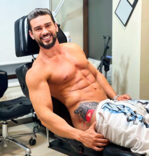 Dorian Popa Instagram - ⭕️ 𝟒 𝐀 𝐍 𝐈 𝐝𝐞 𝐘 𝐎 𝐔 𝐓 𝐔 𝐁 𝐄
⭕️ 𝟐 𝐌𝐈𝐋𝐈𝐎𝐀𝐍𝐄 𝐝𝐞 𝐒𝐔𝐁𝐒𝐂𝐑𝐈𝐁𝐄𝐑𝐒
❗️ 𝐕𝐀 𝐌𝐔𝐋𝐓𝐔𝐌𝐄𝐒𝐂 𝐬𝐢 𝐕𝐀 𝐈𝐔𝐁𝐄𝐒𝐂 ❗️
---------------------------------------
19 feb 2017 - CHANNEL IS BORN
4 iul 2019 - CHELUTU IS ADOPTED
20 feb 2020 - HOUSE IS READY