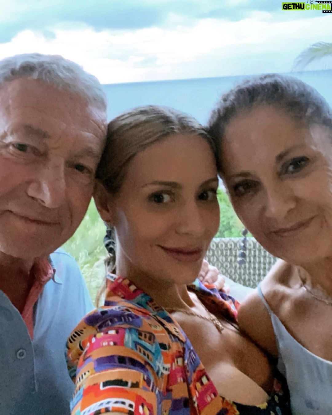 Dorit Kemsley Instagram - 50 years married. happy anniversary to my idols 🥂🫶🏼🥰 love you with all my heart