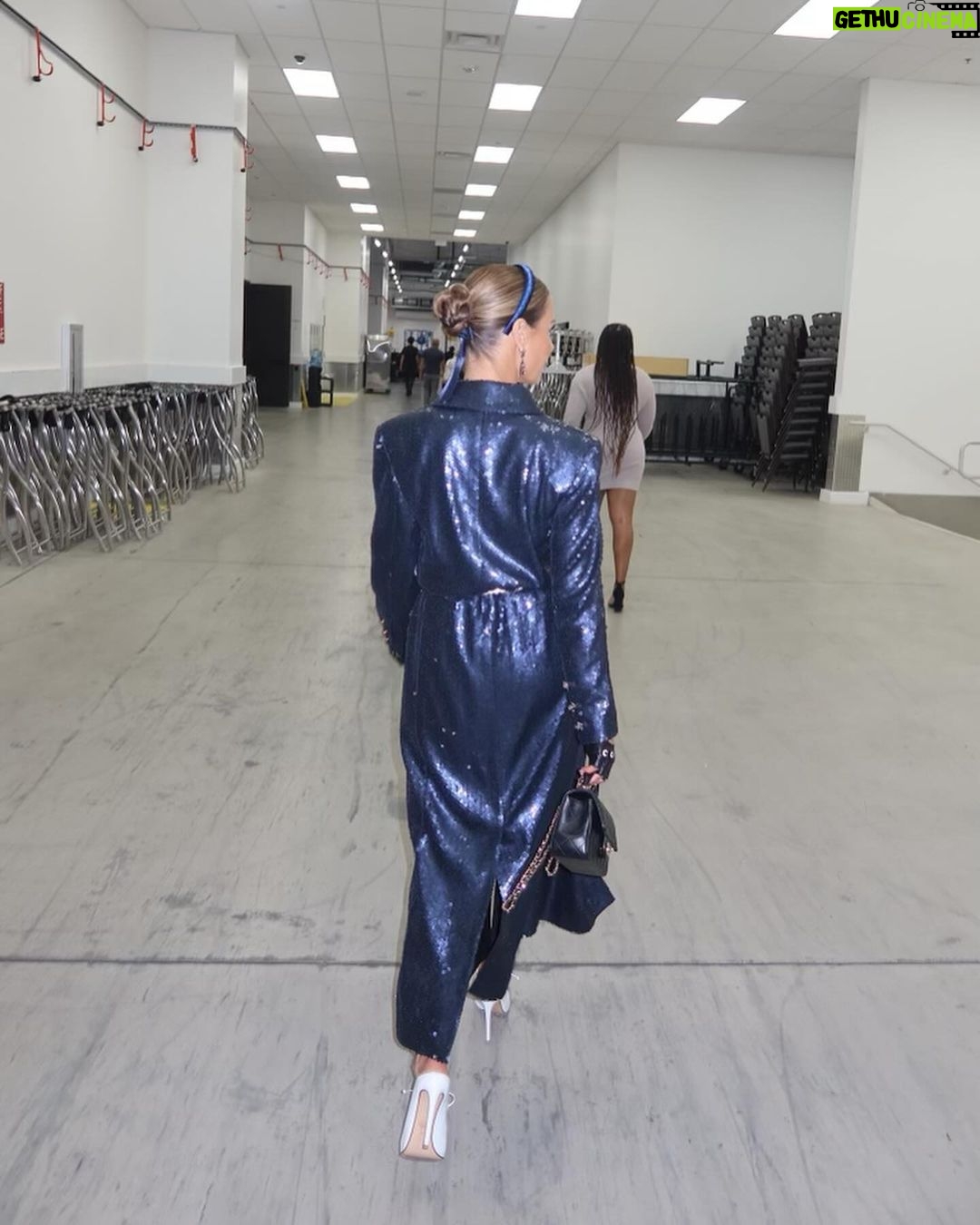 Dorit Kemsley Instagram - turning my @chanel trench into a dress 💙 #bravocon2023 #bravocon #rhobh