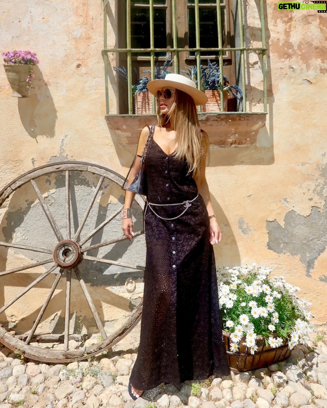Dorit Kemsley Instagram - Viva España #rhobh