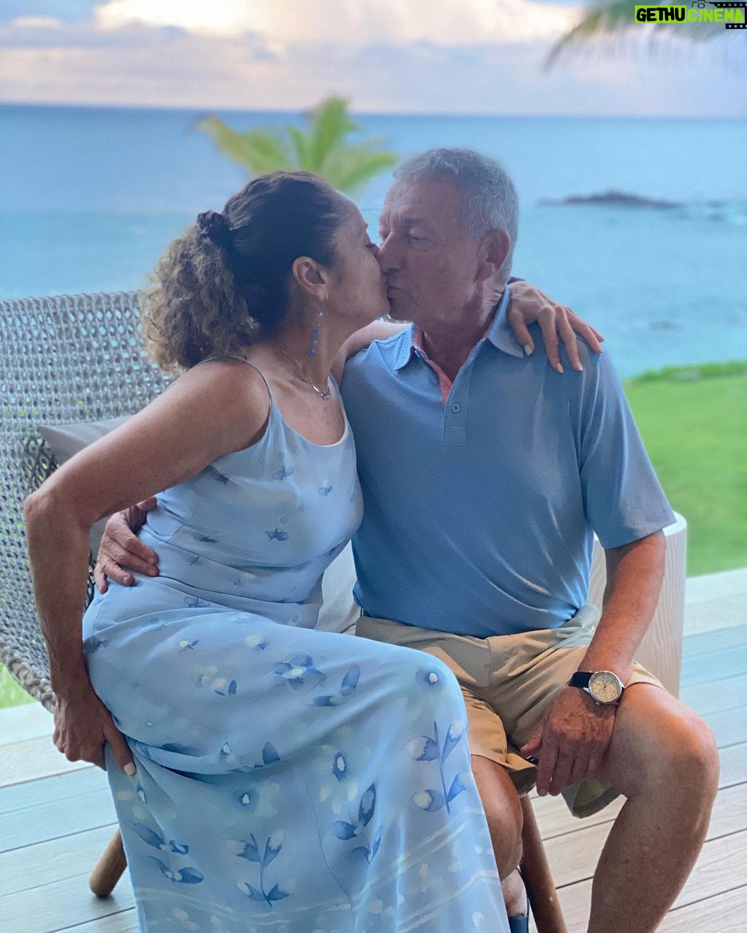 Dorit Kemsley Instagram - 50 years married. happy anniversary to my idols 🥂🫶🏼🥰 love you with all my heart