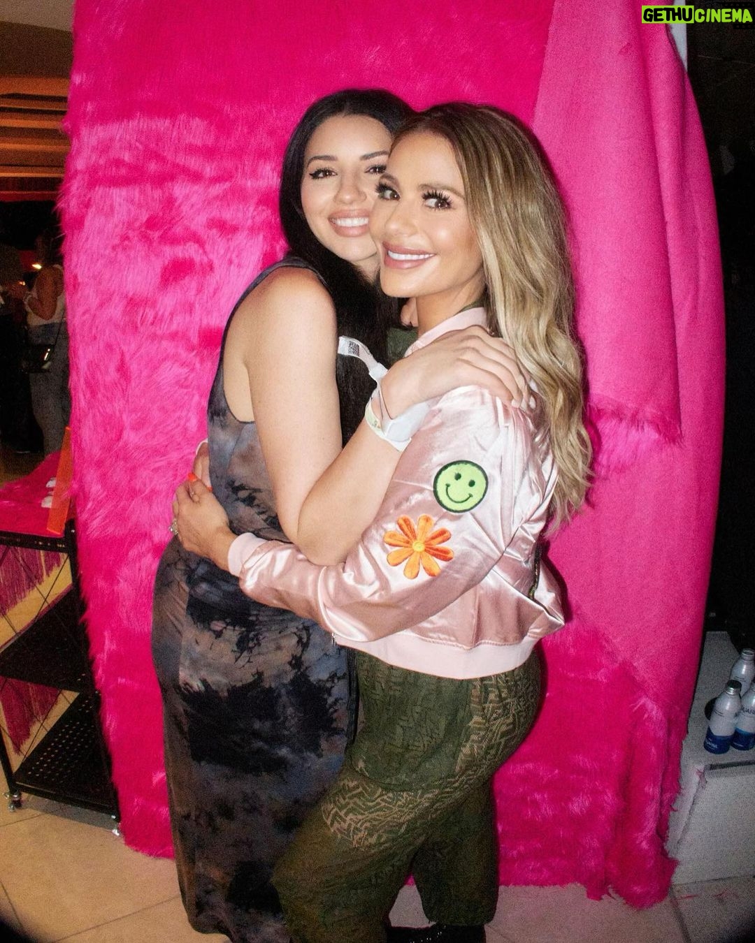 Dorit Kemsley Instagram - girls night at the eras tour was so fun!! πβ¨π«ΆπΌ