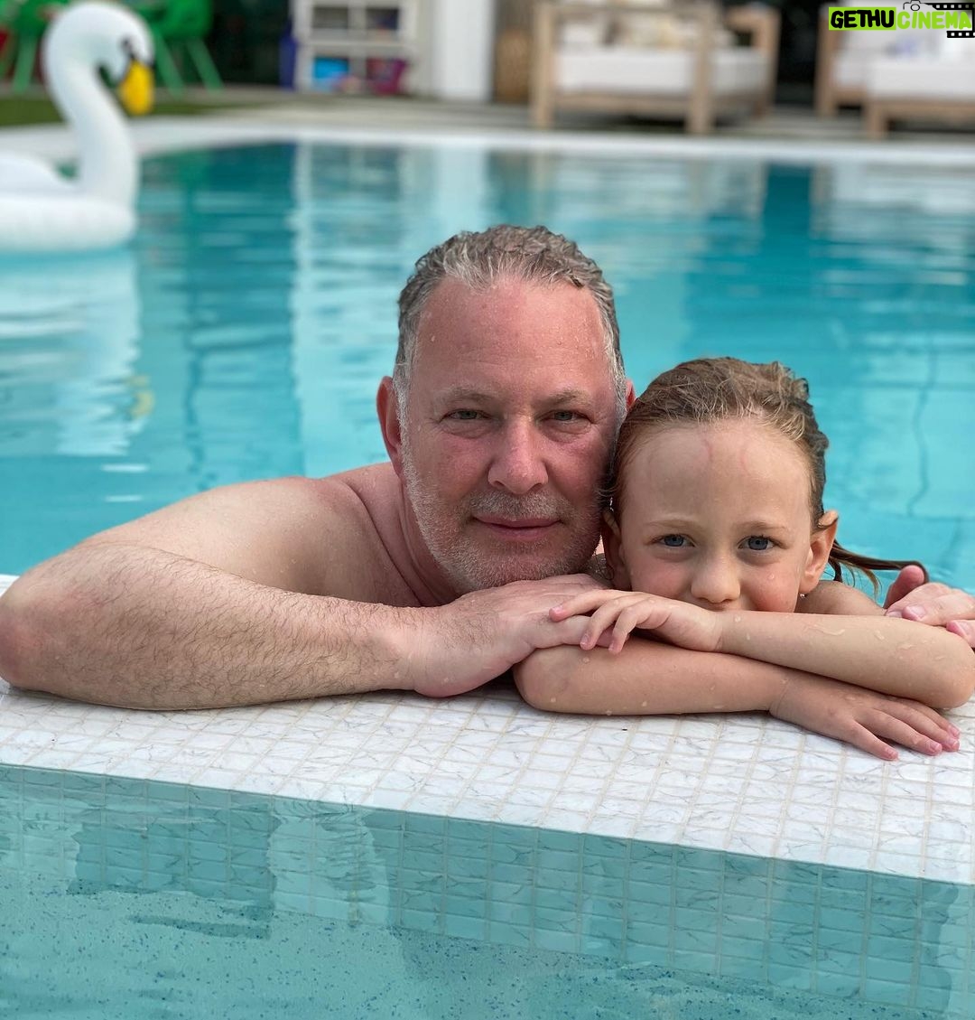 Dorit Kemsley Instagram - Happy Fathers Day to the amazing fathers in our lives, and in the world. 💘