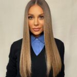 Dorit Kemsley Instagram - love my new color 💇🏽‍♀️ thank you @colorbyserge @justinemarjan @greatlengthsusa makeup @karinamorxoxo