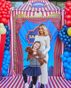 Dorit Kemsley Instagram - #throwbackthursday to Jagger’s 9th Birthday Party 🎠🎢🎡🎟️🎈..and to being blonde 🙆🏼‍♀️