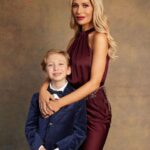Dorit Kemsley Instagram - Happy, Merry, Everything, with love from The Kemsley’s 🫶🏼♥️🎄🕎😚👨‍👩‍👧‍👦