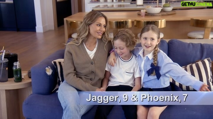 Dorit Kemsley Instagram - This was so much fun watching Jagger and Phoenix, my little fashionistas, rate my past confessional looks from 1-10 but the commentary was definitely my favorite part! The apple does not fall far from the tree! 😂🤭😍 @bravotv #rhobh