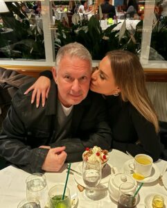 Dorit Kemsley Instagram - happy anniversary baby i love you ♥️