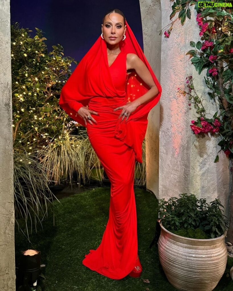 Dorit Kemsley Instagram - season 13 reunion look ❤️‍🔥 #rhobh @schiaparelli dress and @balmain shoes for a monochromatic, surrealist inspired ruby red look 👠📌❤️