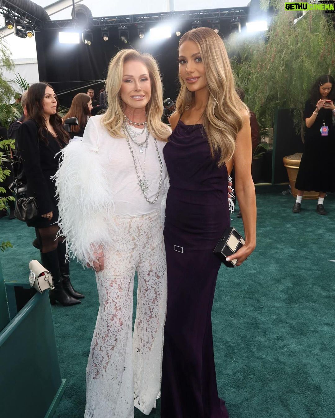 Dorit Kemsley Instagram - @peopleschoice 2024 💜