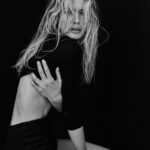 Doutzen Kroes Instagram - Sunday 🖤 Ukraine