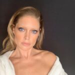 Doutzen Kroes Instagram - Do you like the bleached eyebrows? #backstage