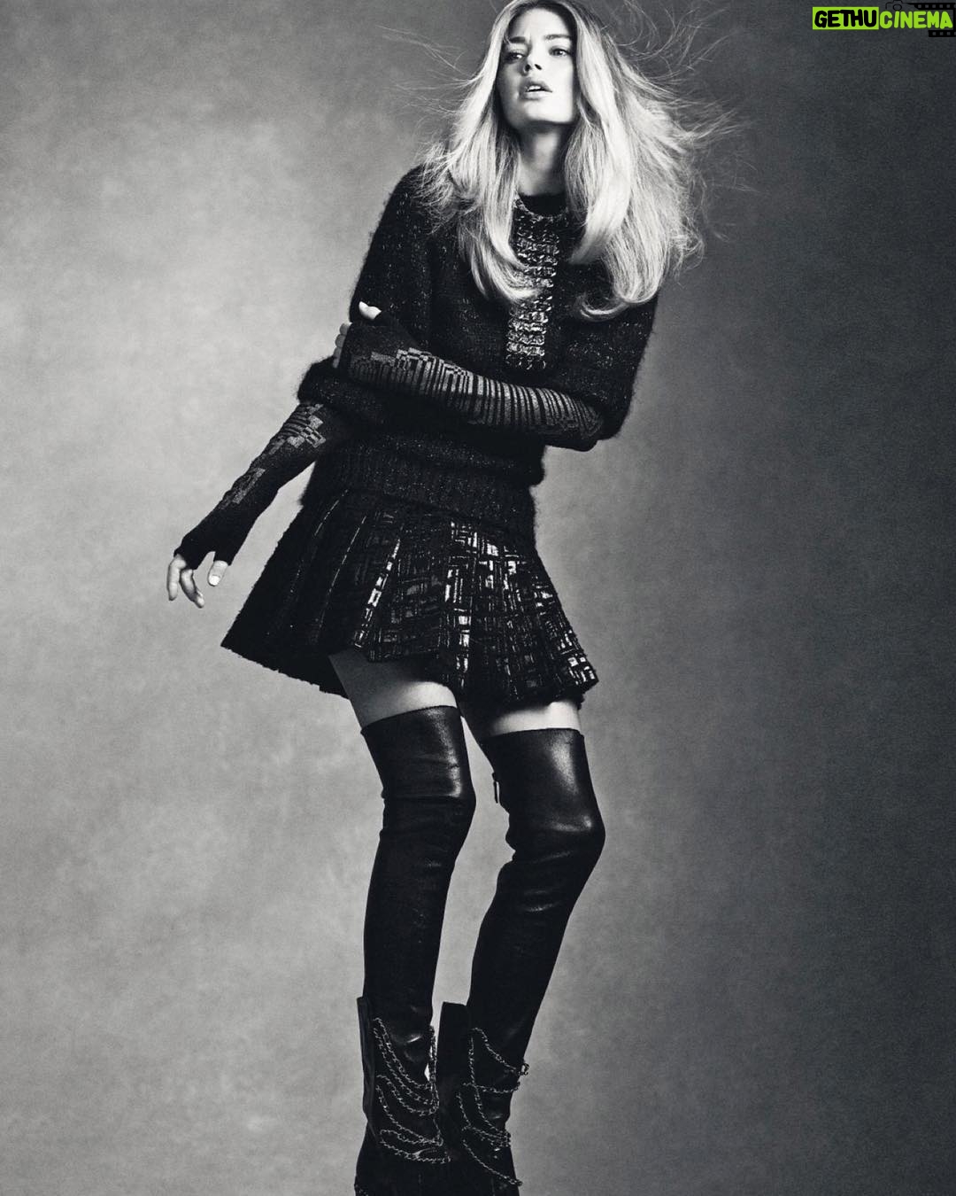 Doutzen Kroes Instagram - End of an era #foreverkarl Paris, France