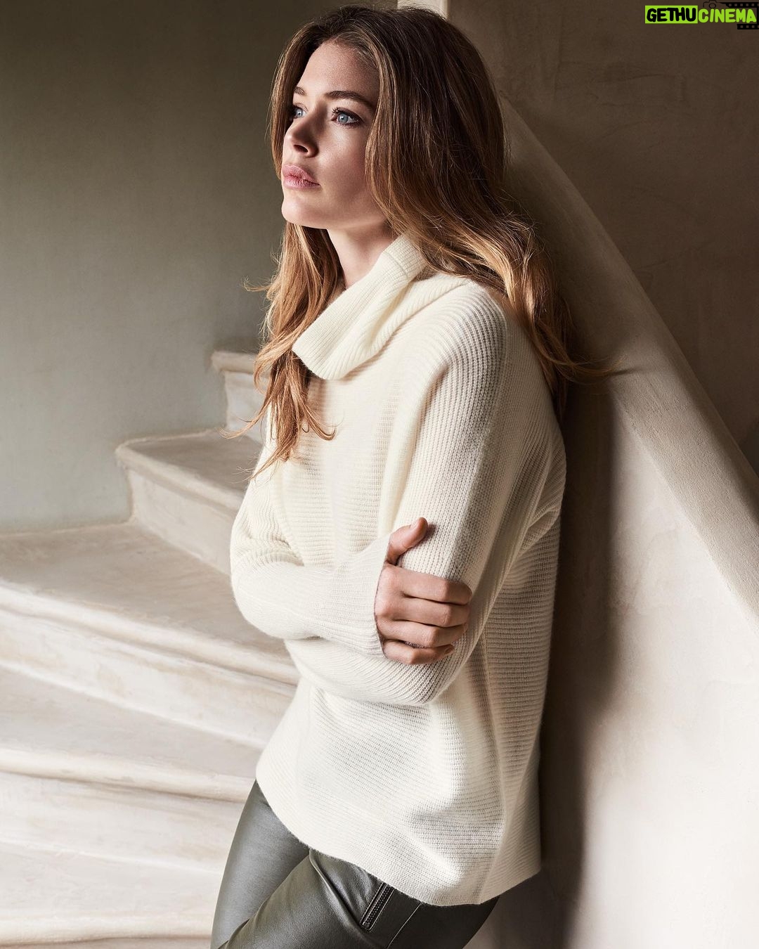 Doutzen Kroes Instagram - The quietest people have the loudest minds. @repeatcashmere