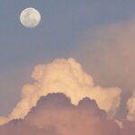 Doutzen Kroes Instagram - Bright sky / full moon - time for me to let go of the old and unwanted. - 📸 source unknown