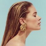 Doutzen Kroes Instagram - Things to do: Pick up the kids Get groceries Go to Pilates Read in my book Nap Cook Nap Clean the bathroom Nap Netflix Nap