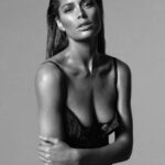 Doutzen Kroes Instagram - #tb @britishvogue by @studio_jackson 🖤