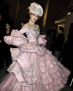 Doutzen Kroes Instagram - Feeling like Marie Antoinette 💗  Still in love with this #Dior look!