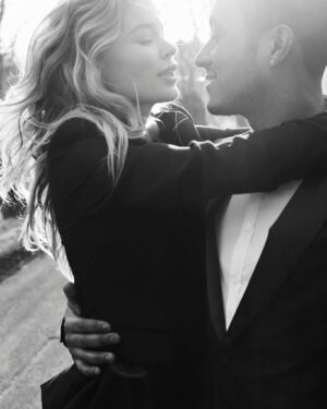 Doutzen Kroes Instagram - It's almost that time again! Can't wait to go back home and spend the Holidays with my love @sunneryjames