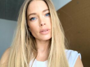 Doutzen Kroes Instagram - What are your weekend plans?