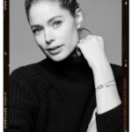 Doutzen Kroes Instagram - Oh hey, its Monday! #knotonmyplanet 🖤