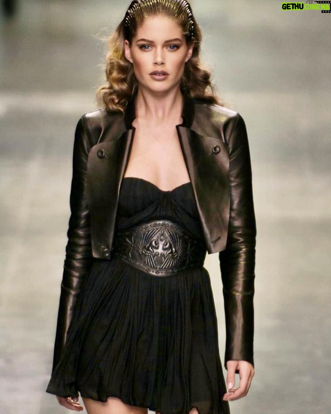 Doutzen Kroes Instagram - Little black dresses...