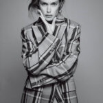 Doutzen Kroes Instagram - V power! @chriscolls @vmagazine ❤️