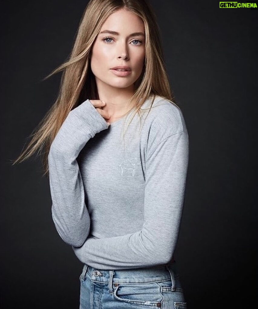 Doutzen Kroes Instagram - Proud to wear the second limited capsule collection called ‘An Egyptian Story’ from @kotn. The clothing is made by 25 women artisans located outside of Cairo who work from home doing embroidery to support their families. It is created together with @holtrenfrew and @knotonmyplanet in support of the @elephantcrisisfund and the illustration is made by @themelodyh. I am wearing the Essential Longsleeve and it is available in Holt Renfrew’s nationally. 100% of profits from the collection will be donated to the @elephantcrisisfund #knotonmyplanet