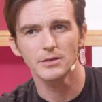 Drake Bell Instagram - Todos deseamos el poder de decretar de @marianabotasl 🤭😅🍷 YouTube: Envinadas #envinadas #envinades #senseimedia #viral #drakebell #concierto #drakeandjosh #music