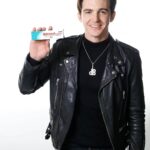Drake Bell Instagram - Y tú ¿Ya tienes Barmicil? @barmicilmx