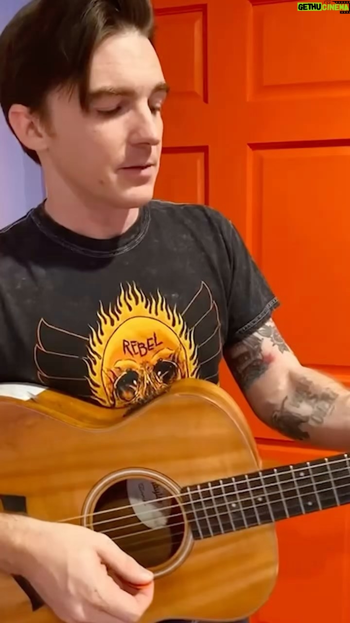 Drake Bell Instagram - ¿ Sabías esto de #IKnow ?