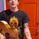 Drake Bell Instagram - Etiqueta a quien te haga feliz #DrakeBell