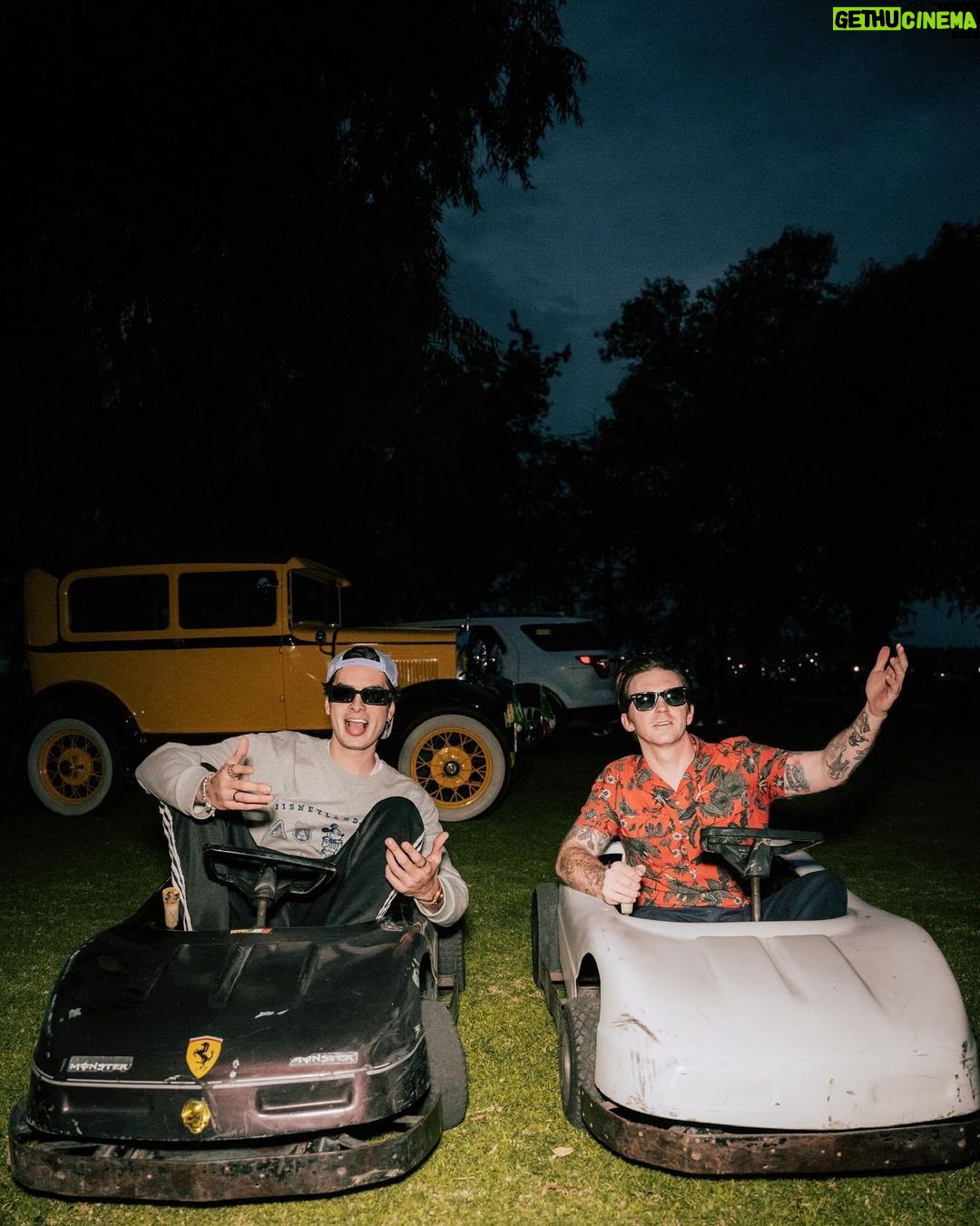 Drake Bell Instagram - Who won? (Quien gan贸?) 馃弫馃槑 馃摳: @acostuss