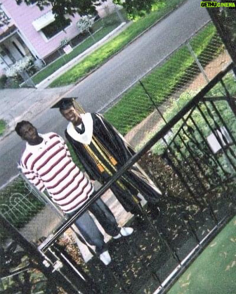 Draymond Green Instagram - Happy Born Day to my brotha. My Best Man. Day 1. Til the wheels fall off. Love ya boiiiiiii! Saginaw, Michigan