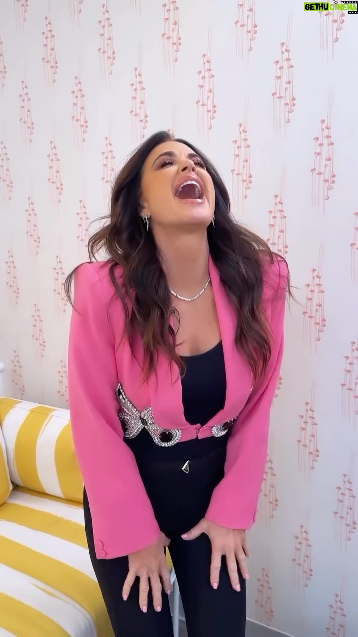 Drew Barrymore Instagram - Whenever you can watch a Real Housewives panel on The Drew Barrymore Show, do not miss the opportunity!!! Btw, that opportunity is today.
