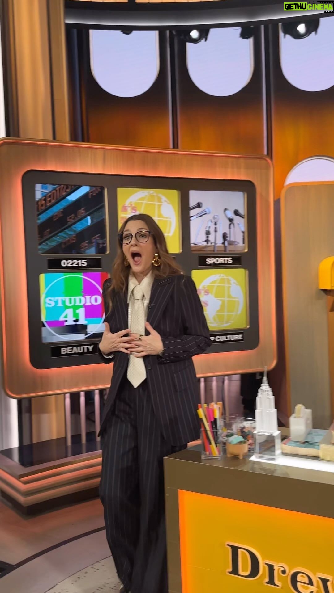 Drew Barrymore Instagram - Our @beautifulbydrew toaster was named one of the Best Toasters of 2024 by @consumerreports! This is truly the highest honor. Thank you @consumerreports!