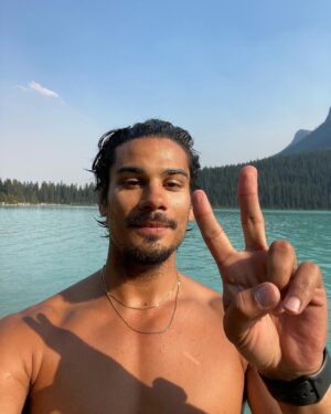 Drew Ray Tanner Instagram - Lake Louise. Cold? No, but it was the “coolest”😁