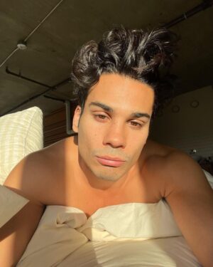 Drew Ray Tanner Instagram - Good yawning to you