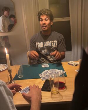 Drew Ray Tanner Instagram - Game night. Rat fight. Magic Sleight
