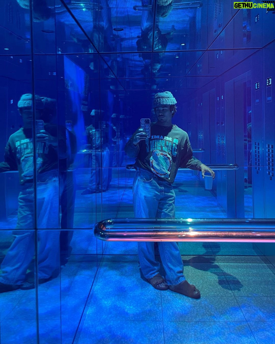 Drew Ray Tanner Instagram - Dude. Relax