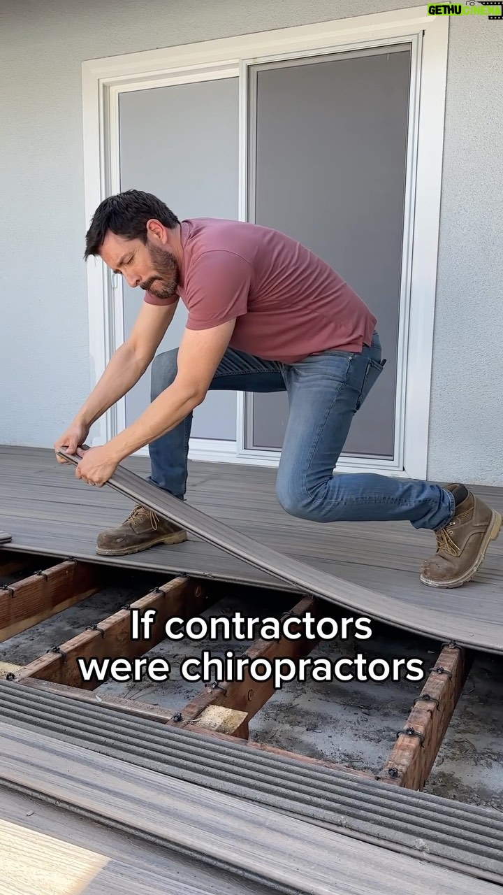 Drew Scott Instagram - I think I found my second calling #chiropractor #PropertyBrothers